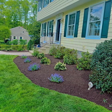 Foundation-Planting-Installation-in-Shelton-CT 5